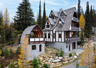 Full Exterior View of High Alpine Lodge Ski Rental in Sandpoint